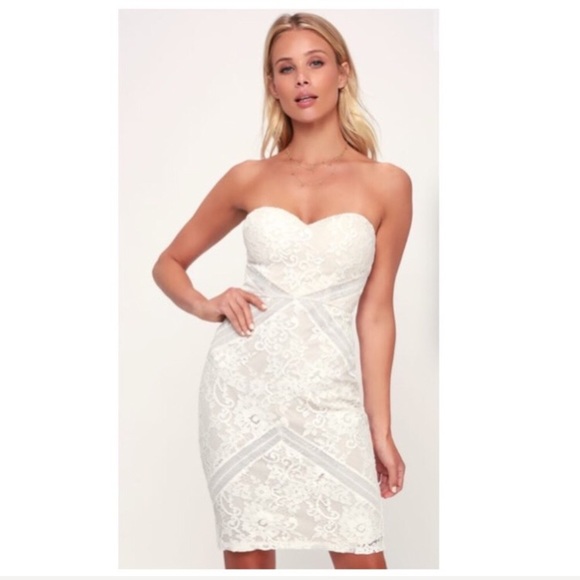 Lulus White strapless Sweetheart Wedding Dress - Picture 2 of 9